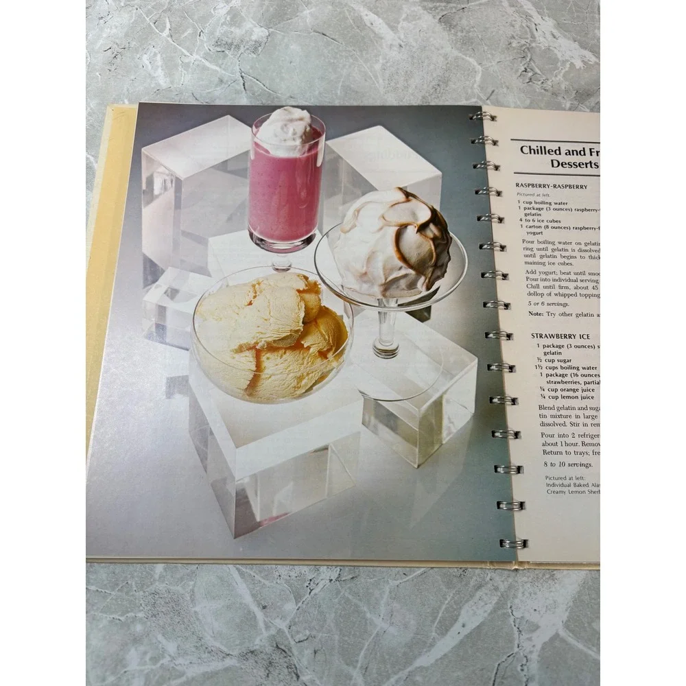 Vintage Cookbook Ephemera Spiral Bound Betty Crocker‎ Good & Easy 1971 1st Print